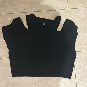 Cut out shoulder lulu top